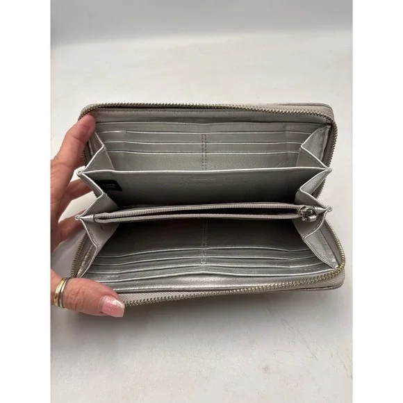 Coach Multicolor Zip-Around Logo Credit Card Women's Wallet - Picture 4 of 7